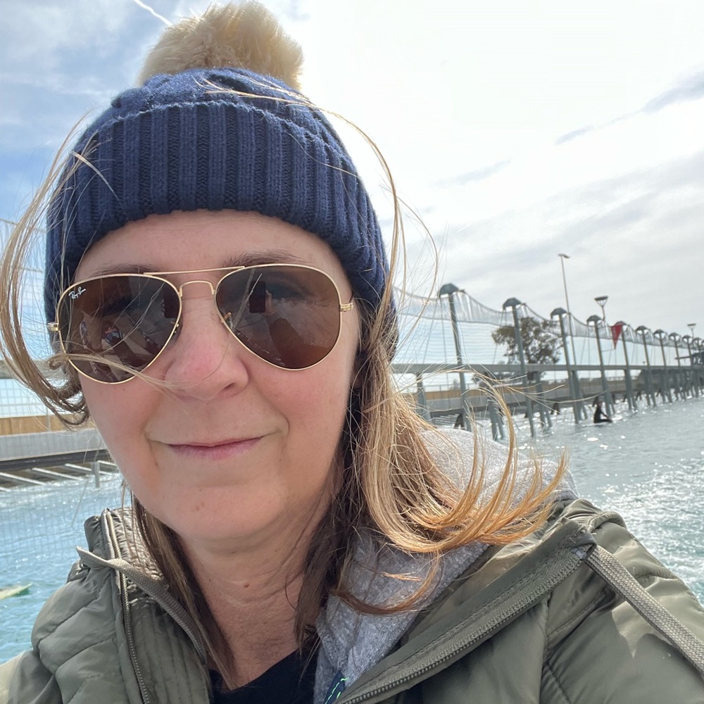 Meet your Posher, Renee